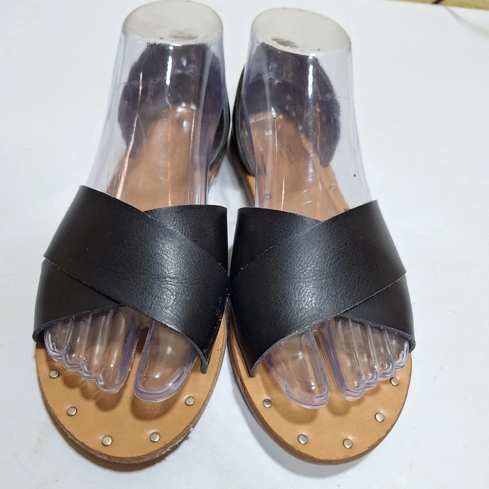 Universal Thread Women's Black Cross Strap Slide Sandals Size 6.5 Casual